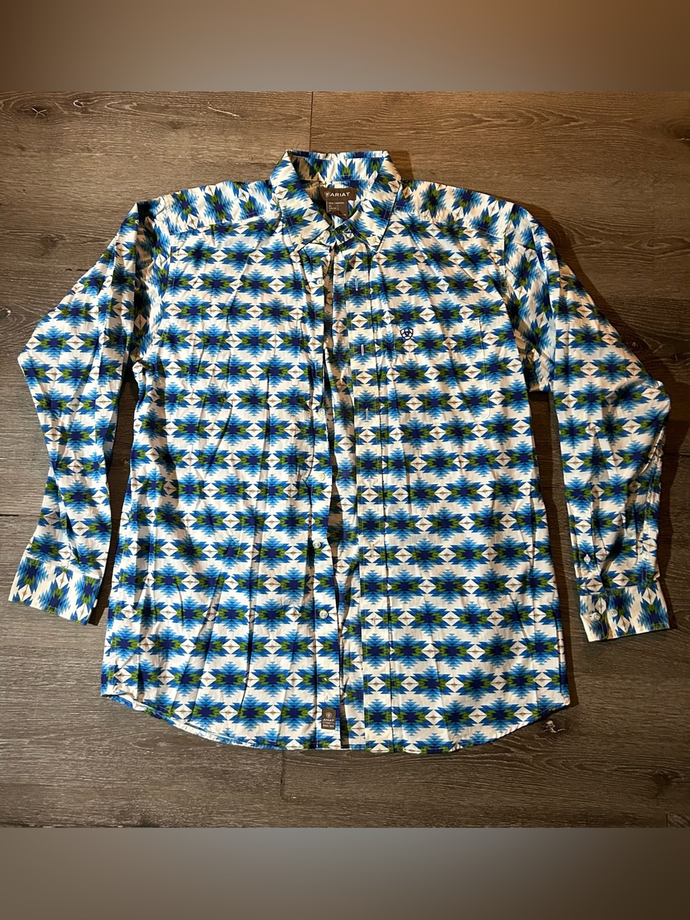 Ariat Mens Large Long Sleeve Button Down Shirt